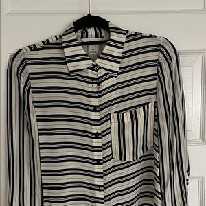 Club Monaco NWT Black and White Striped Button-Up Shirt S